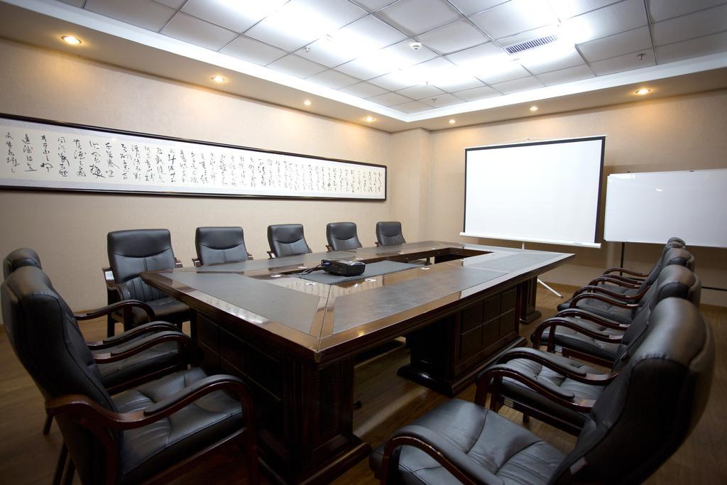 The Royal Fortune Hotel Shenyang Exterior foto