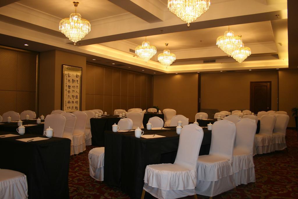 The Royal Fortune Hotel Shenyang Exterior foto