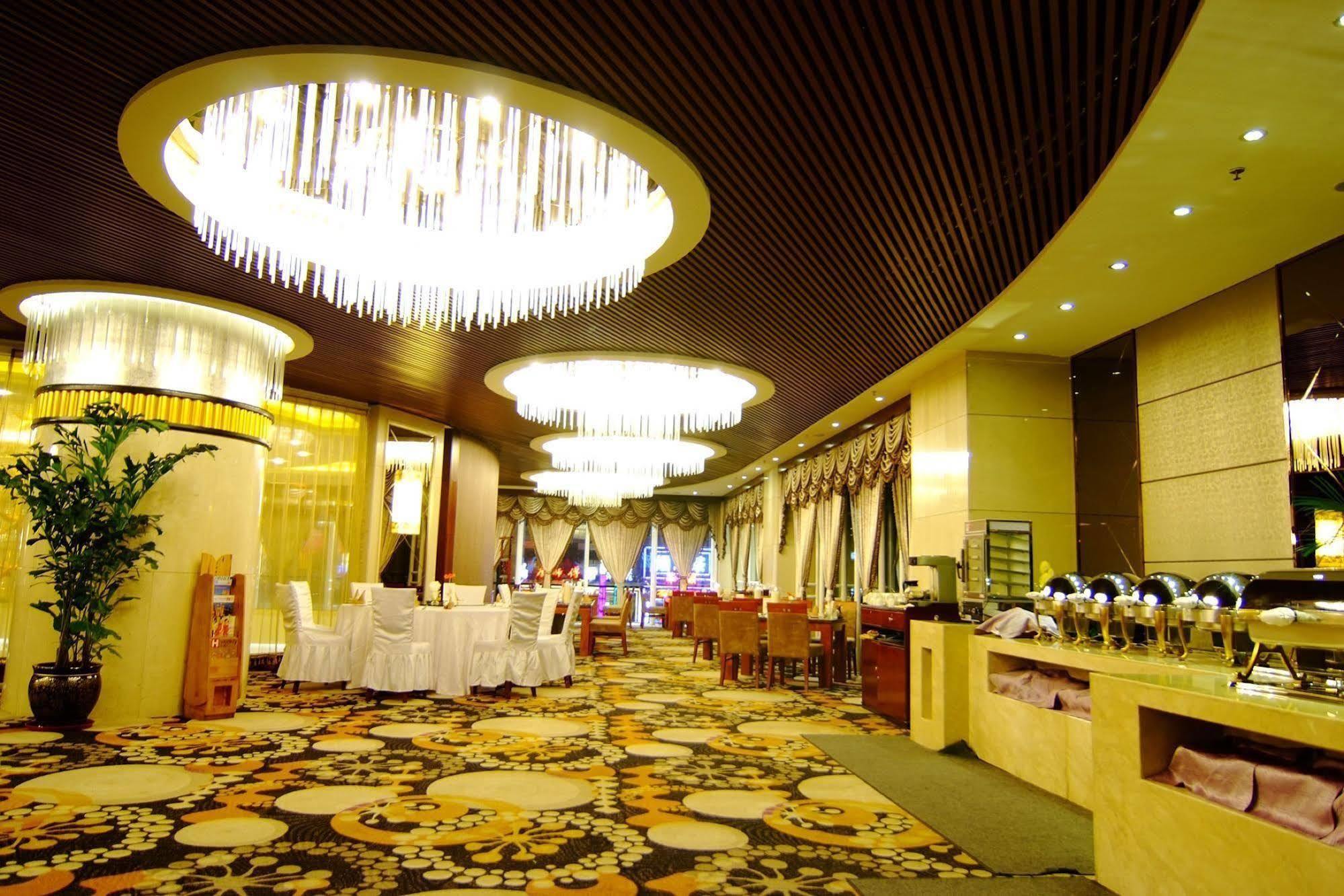 The Royal Fortune Hotel Shenyang Exterior foto