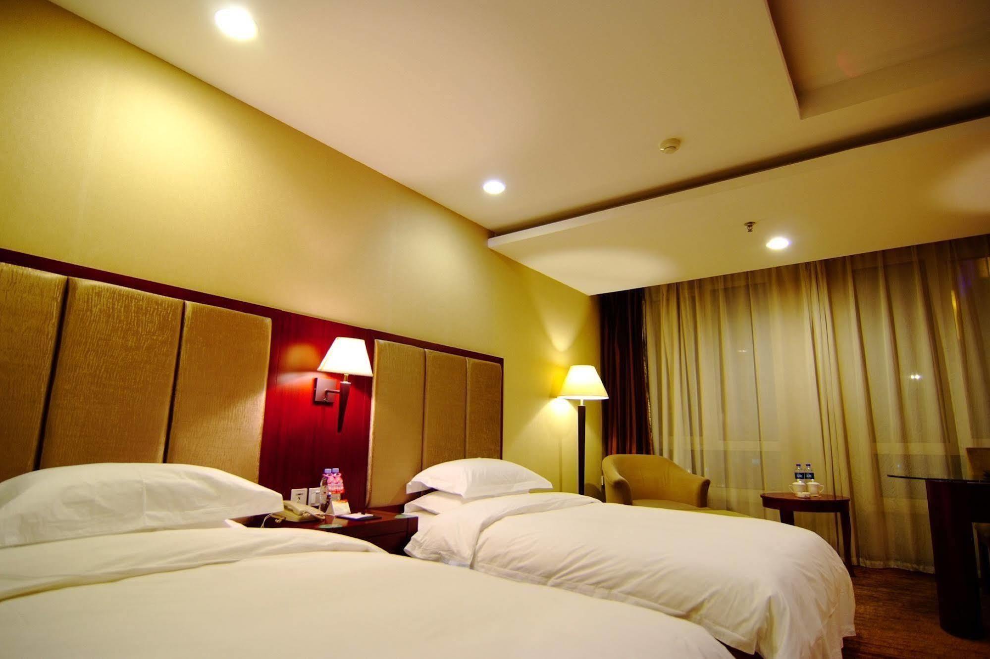 The Royal Fortune Hotel Shenyang Exterior foto